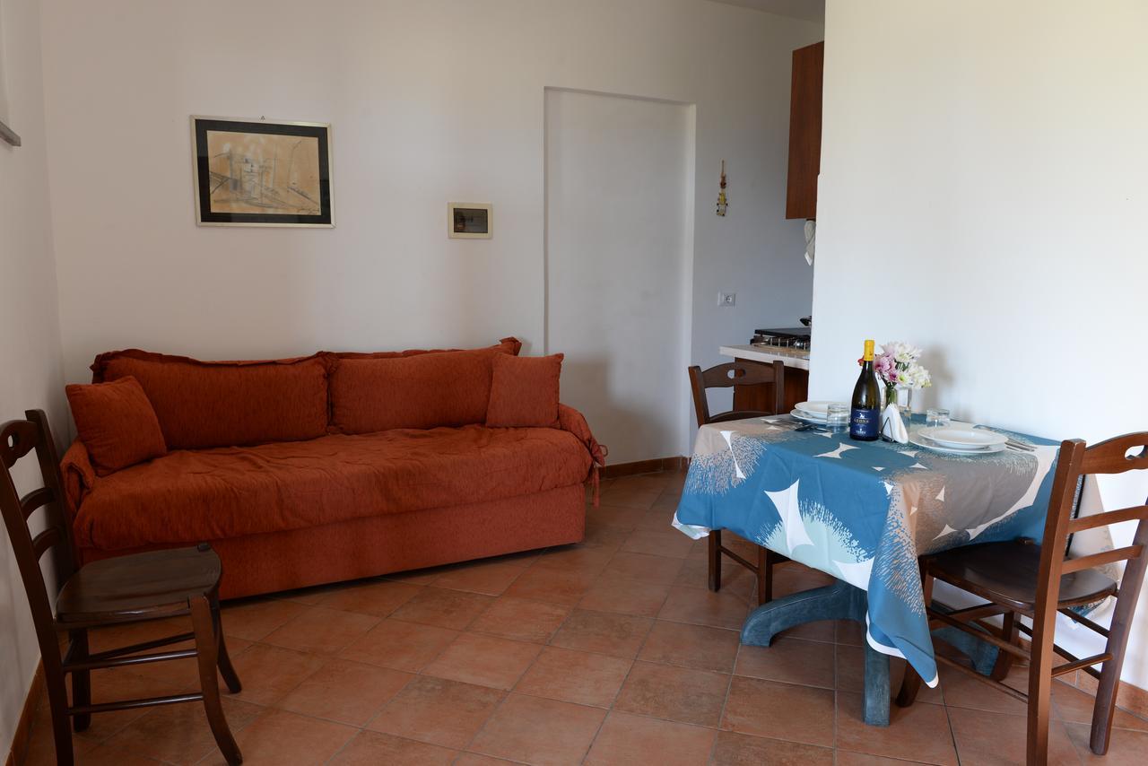 Case Vacanze La Cernia Bruna Isola di Ustica Exterior foto